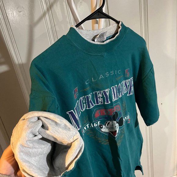 Vintage Class Mickey Mouse T-Shirt, Unisex Large - Picture 2 of 3